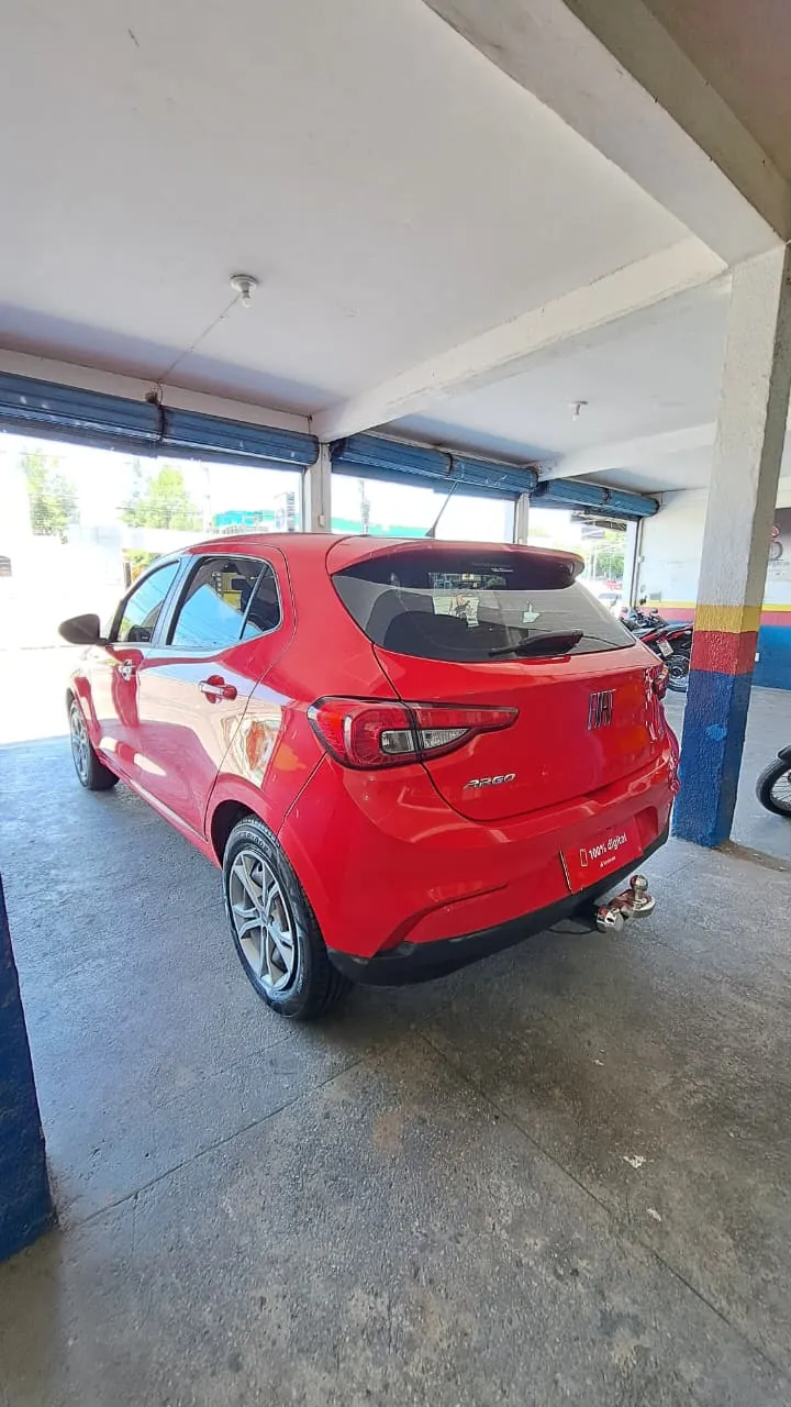 FIAT ARGO 1.0 TRASEIRA ESQUERDA